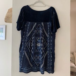 Johnny Was Taylor Velvet Tee